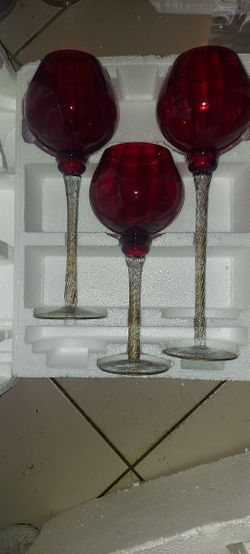 $15 Home essentials 3 PC Set glass Hurricane stemware