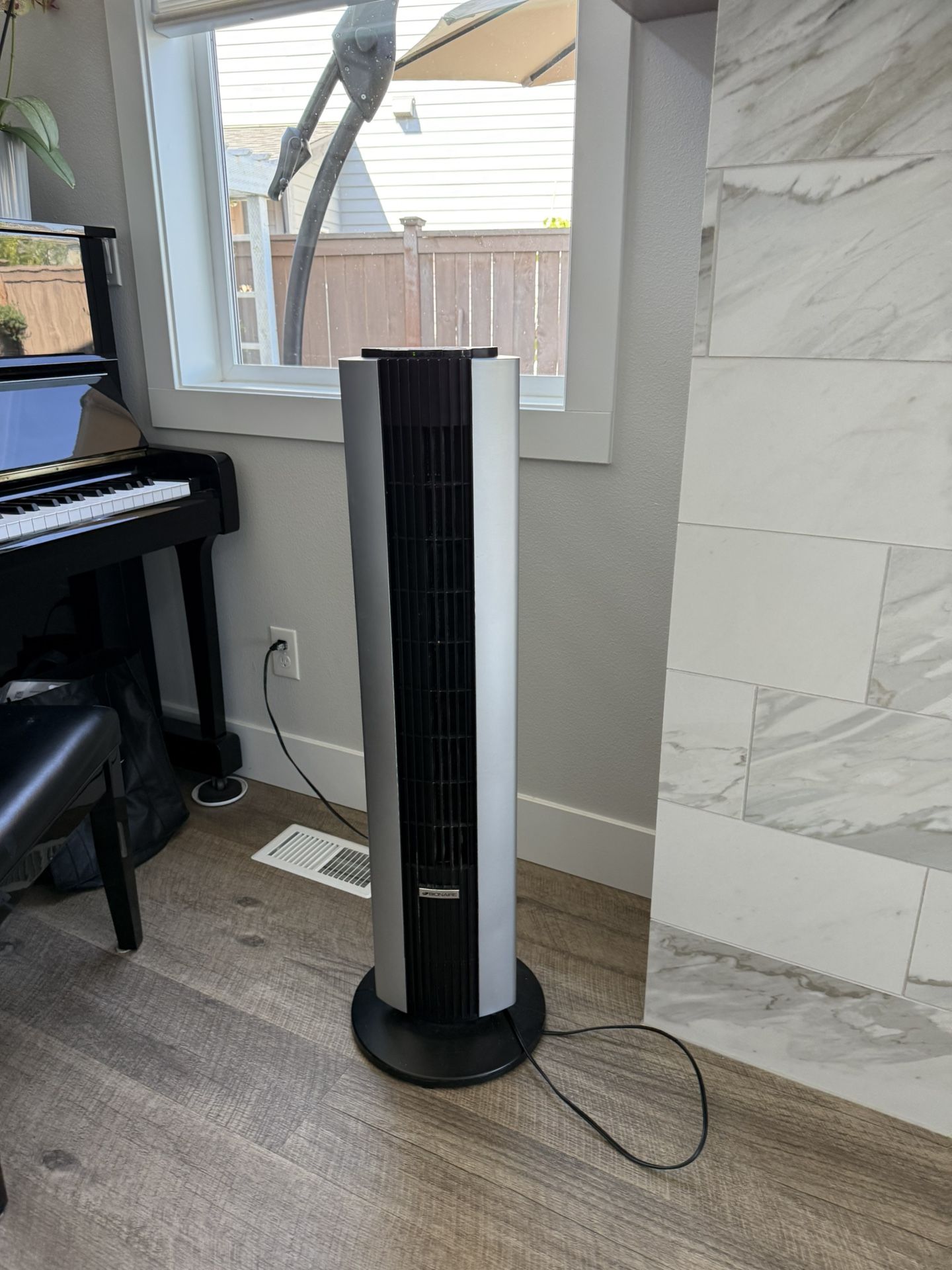 Tower fan