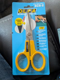 Brand new Olga craft and seeing scissors 7"