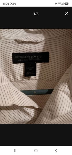 🖤 Men’s Express Design Studio Button-Up – Small 🖤🔥
Classic | Clean | Versatile Style 🔥