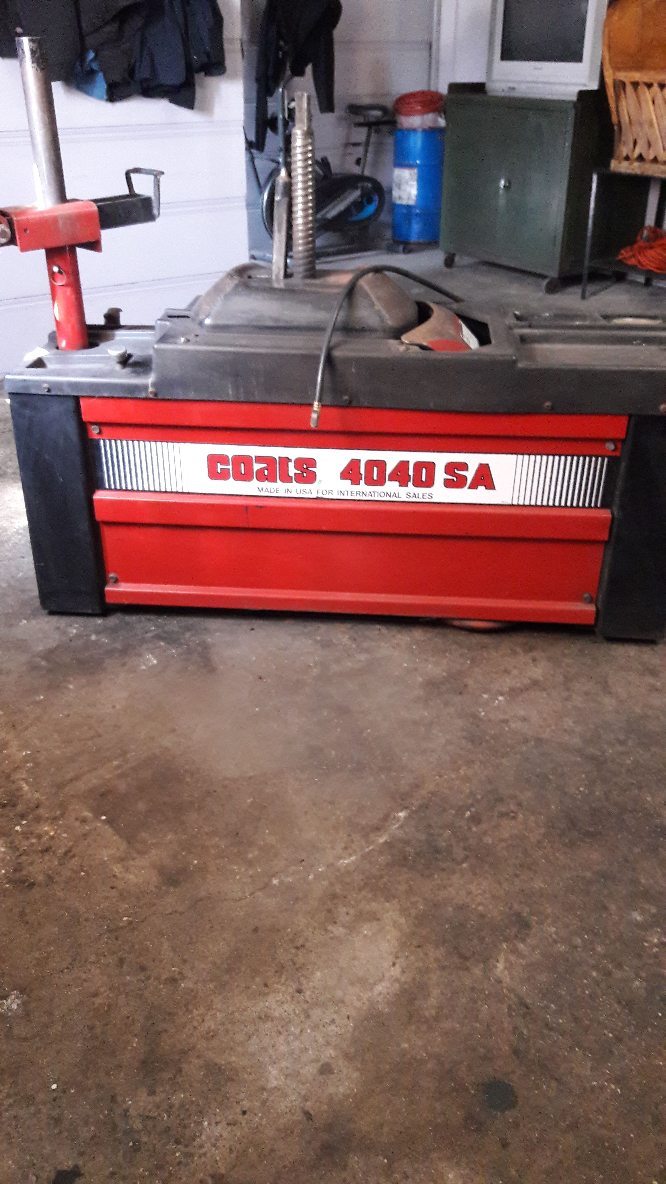 Coats 4040 SA Tire machine