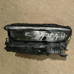 Used 2023 Grand Cherokee OEM Headlight