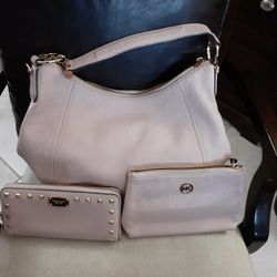 Michael Kors Purse With Wallet And Makeup Bag