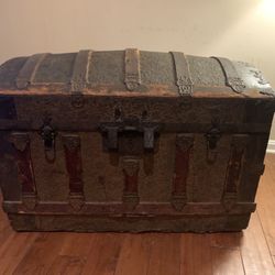 Antique chest