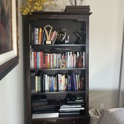 Bookshelf 
