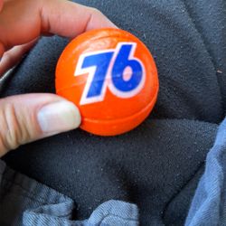 Union 76 Antenna Ball