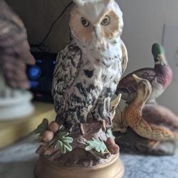 Narco 10" Vintage Great Horned Owl On Oak Branch With Acorns 