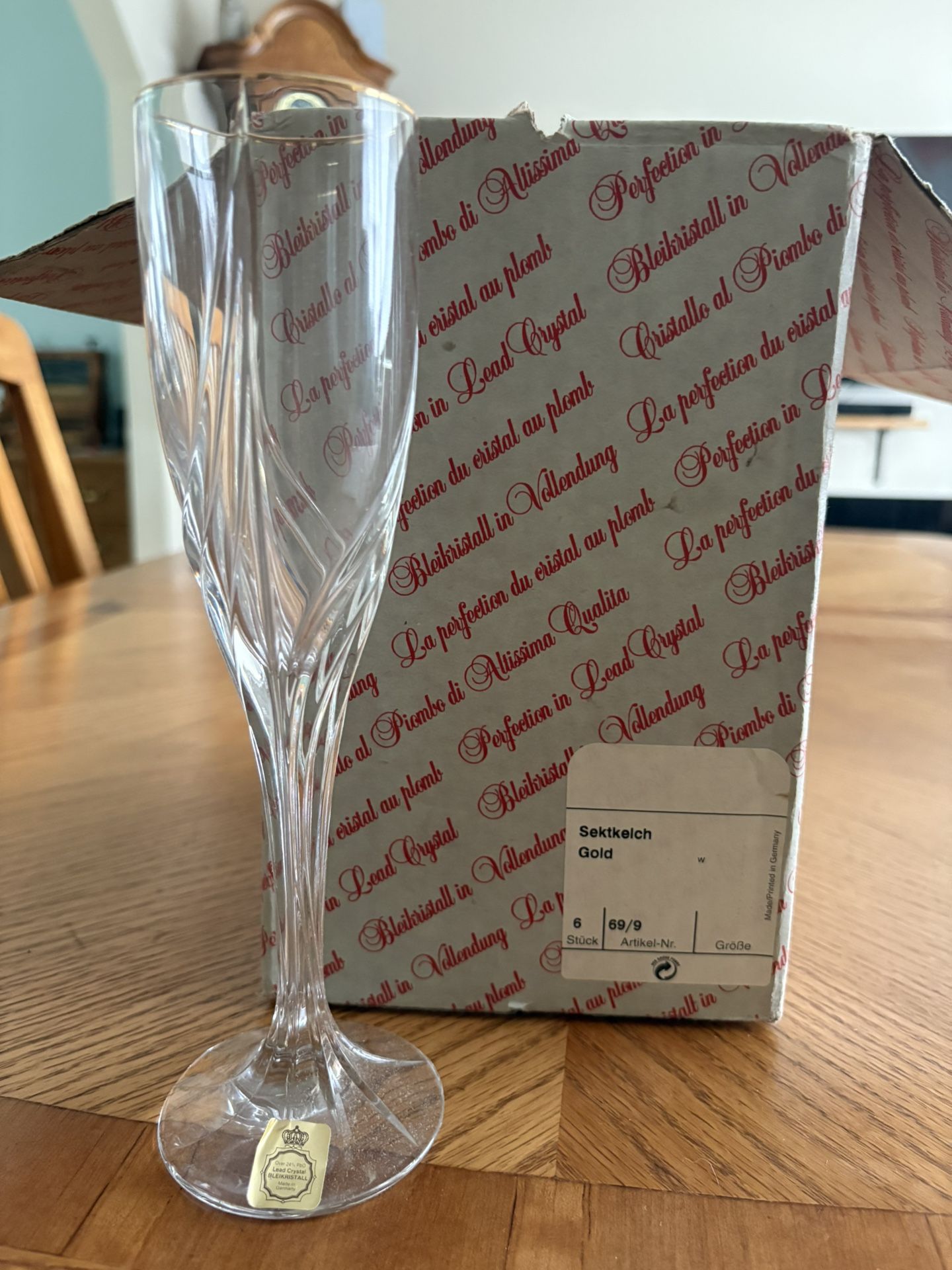 NEW 6 Echt Bleikristall Genuine 24% Lead Crystal Gold Trim Champagne Flutes Germany.