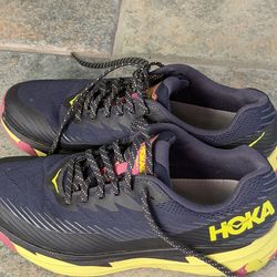 Hoka Shoes Size 10