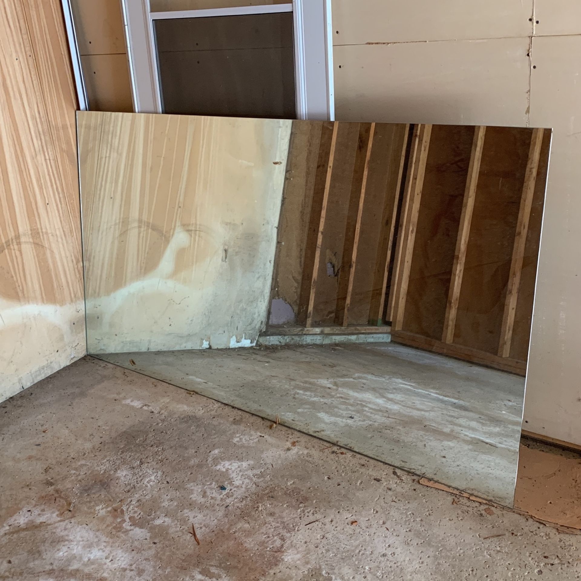 Wall Mirror 4’x7’