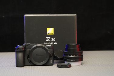 Nikon Z30 Mirrorless Camera with 16-50mm Lens