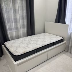 Twin Bed With Storage 