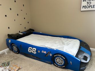 Kids twin bed