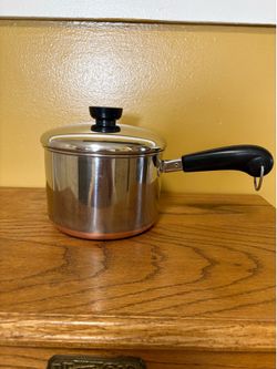 Vintage 1.5 Revere Ware Copper Bottom Saucepan with Lid.       P