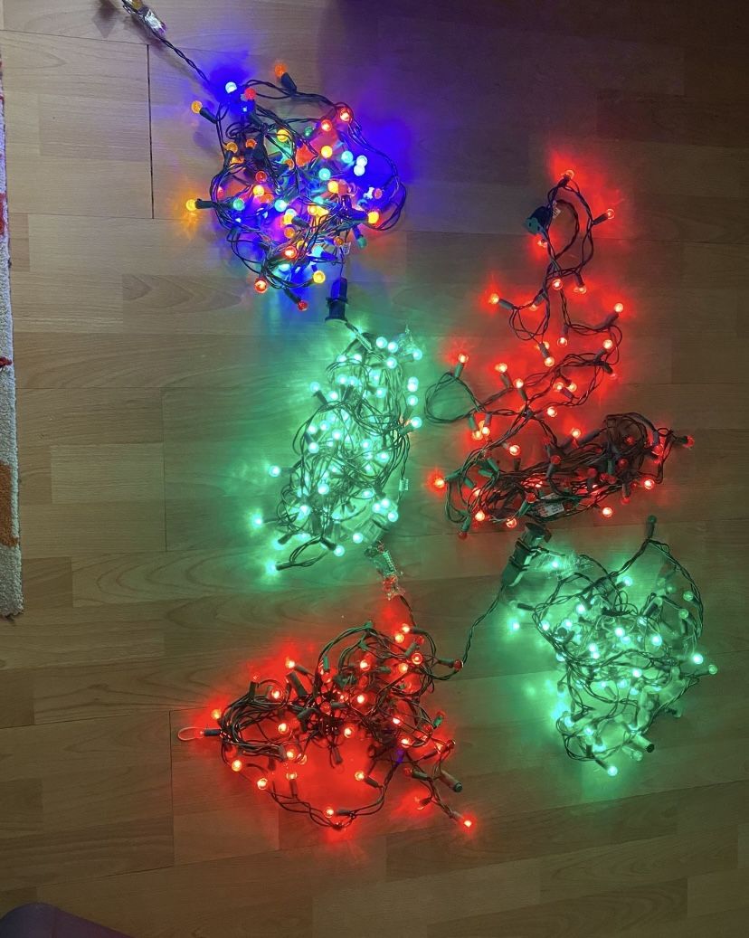 5 Strings Of LED Christmas Lights 2 Red 2 Green 1 Multi Indoor/outdoor