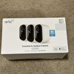 NEW Arlo Essential XL 3 Camera Outdoor Wireless 2K Security Camera (2nd Gen)