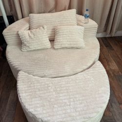 A Big Comfortable Reading / Napping Chair 