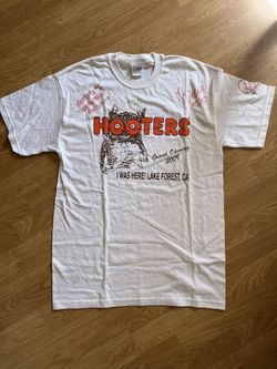 Hooters Lake Forest T Shirt