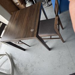 Table With 2 Chairs