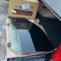 F250 Superduty Front Window Glass 