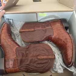 Rujo Be Brave Roscoe Square Toe Boots 