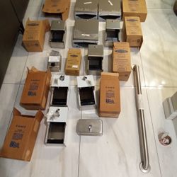 bobrick washroom equipment  -  equipos para baños Bobrick