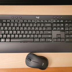 Logitech MK540 Advanced Keyboard Mouse Combo