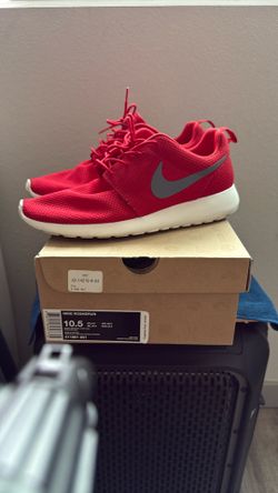 Nike Roshe Run Size 10.5