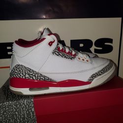 Air Jordan Retro 3 Cardinal Red Edition.  Size 10 Men's 