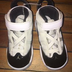 Size 7c Jordans