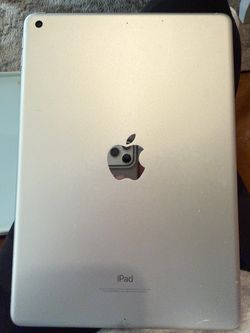 Apple iPad (6th gen)