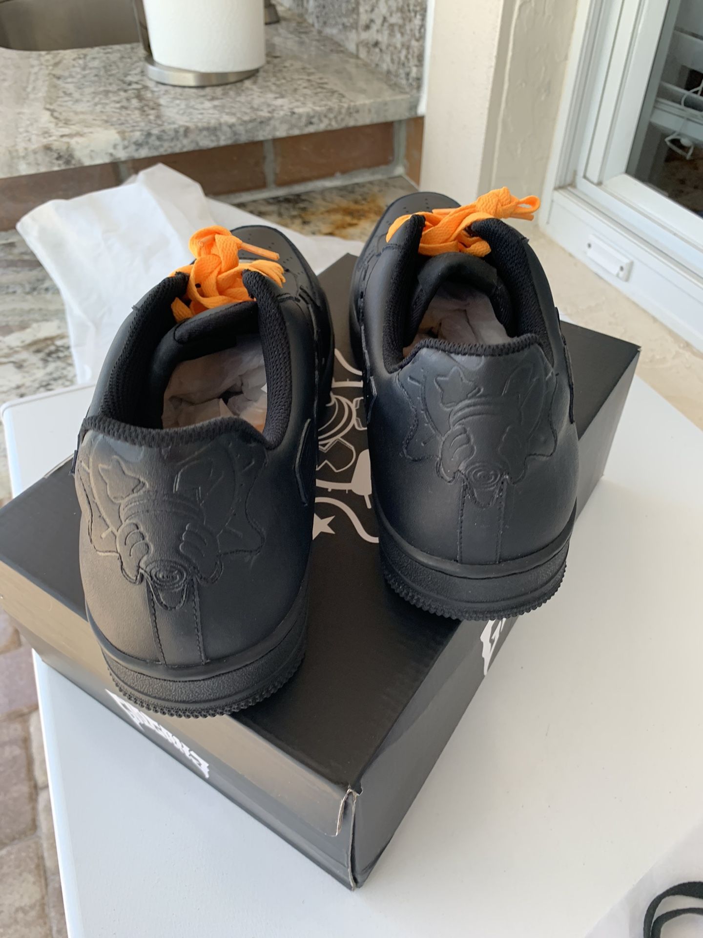 Glory 1’s Black/ Black