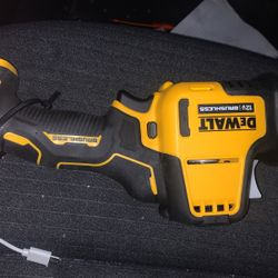 Dewalt Saw Sazal 