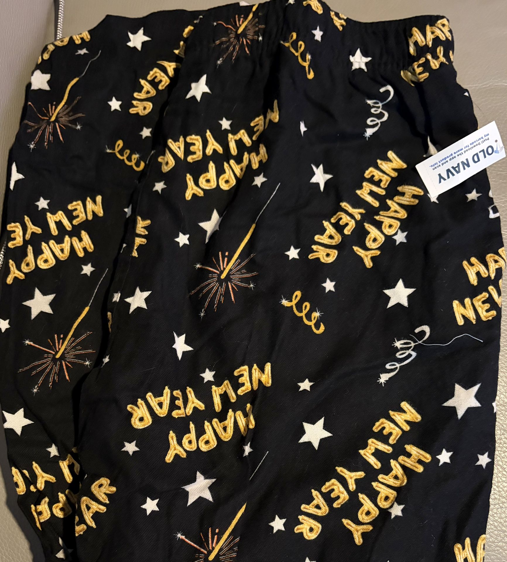 NWT Men’s Old Navy Happy New Year Thin Flannel Pj Pajama Pants Large