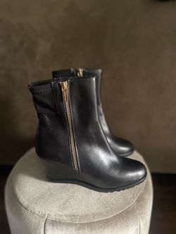 Michael Kors Boots Size 7.5