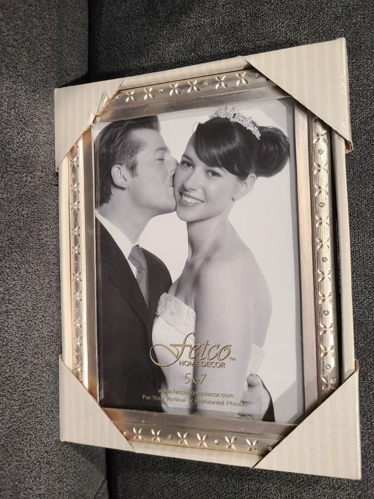 Silver 5x7 Metal Picture Frame