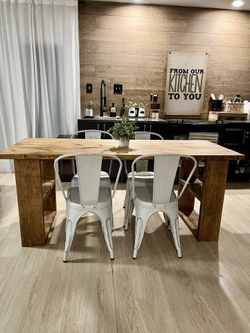 Dining Table & Chairs.