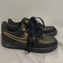 Women’s Nike Air Force 1 Fly Black Gold Sneakers