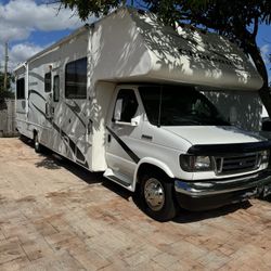 MOTORHOME Ford E450 V10