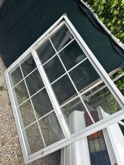 Single Hung Non-Impact Insulated Glass Vinyl