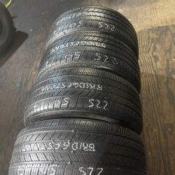 4 used tire 225 50 17 🛞 BRIDGESTONE 