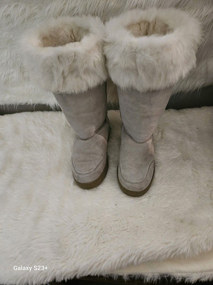 Grey Snow Boots