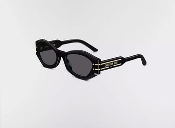 Christian Dior sunnies