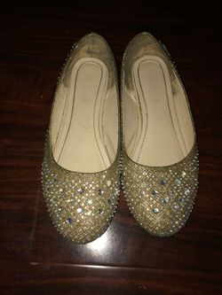 Girls shoes