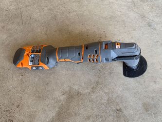 Ridgid 18V JobMax Multi-Tool R8620-e (Reconditioned Tool ONLY)