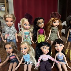 Vintage Bratz Dolls And Accessories 