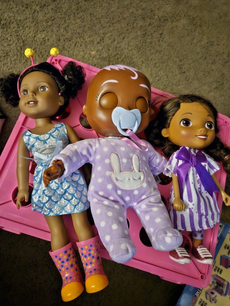 DOC MCSTUFFINS VET , DOLL SET