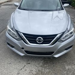 2018 Nissan Altima 