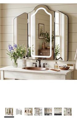 Trifold Makeup Vanity with Storage