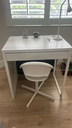 White Desk with Drawer